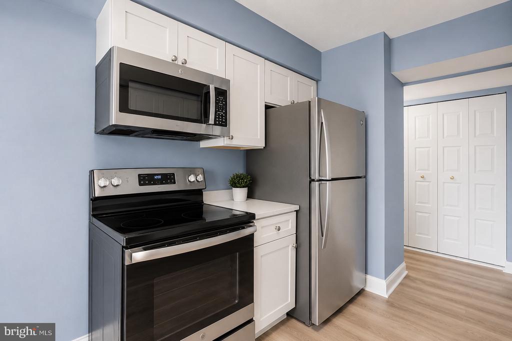 259 KIPS COURT