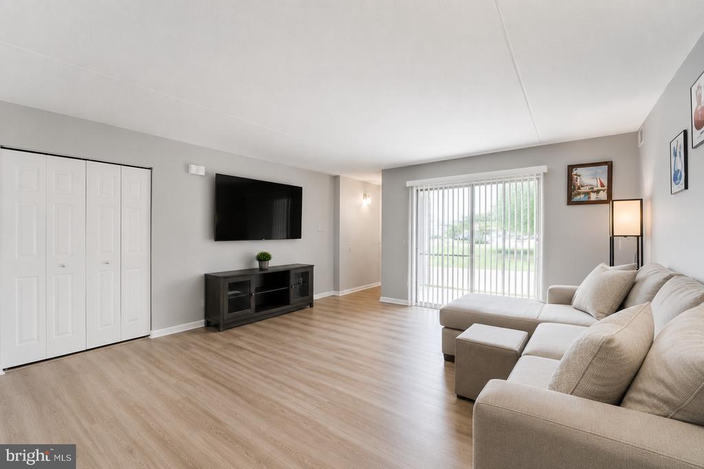 259 KIPS COURT