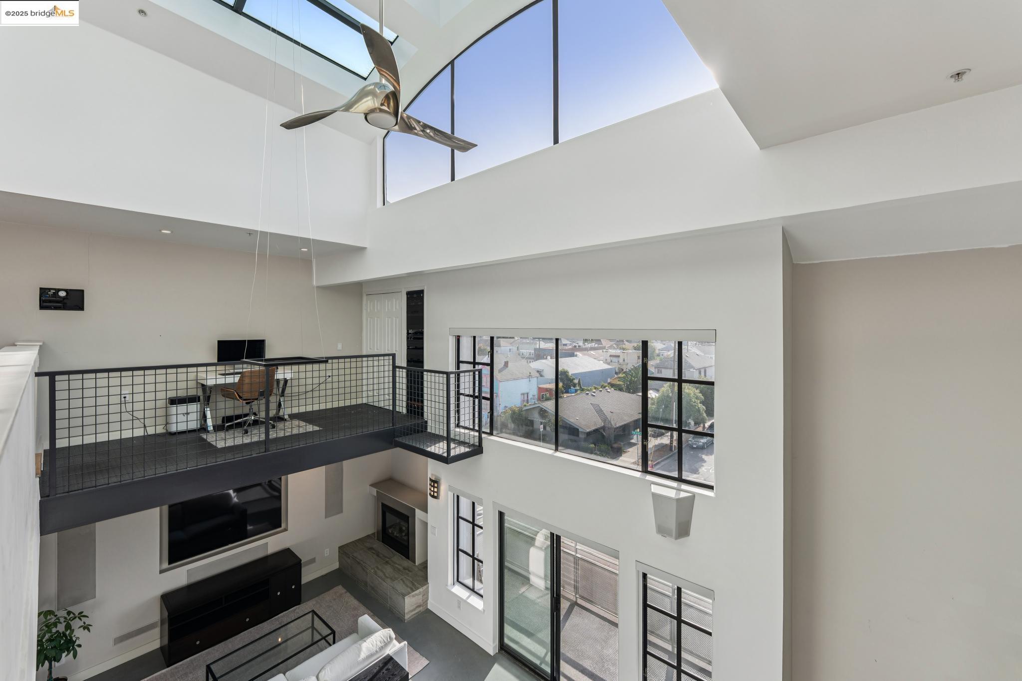 850 W Grand Ave # 17