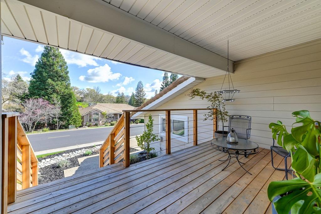 14792 Guadalupe Dr