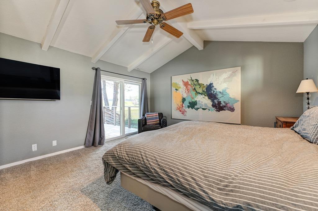14792 Guadalupe Dr