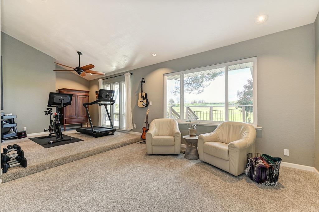 14792 Guadalupe Dr