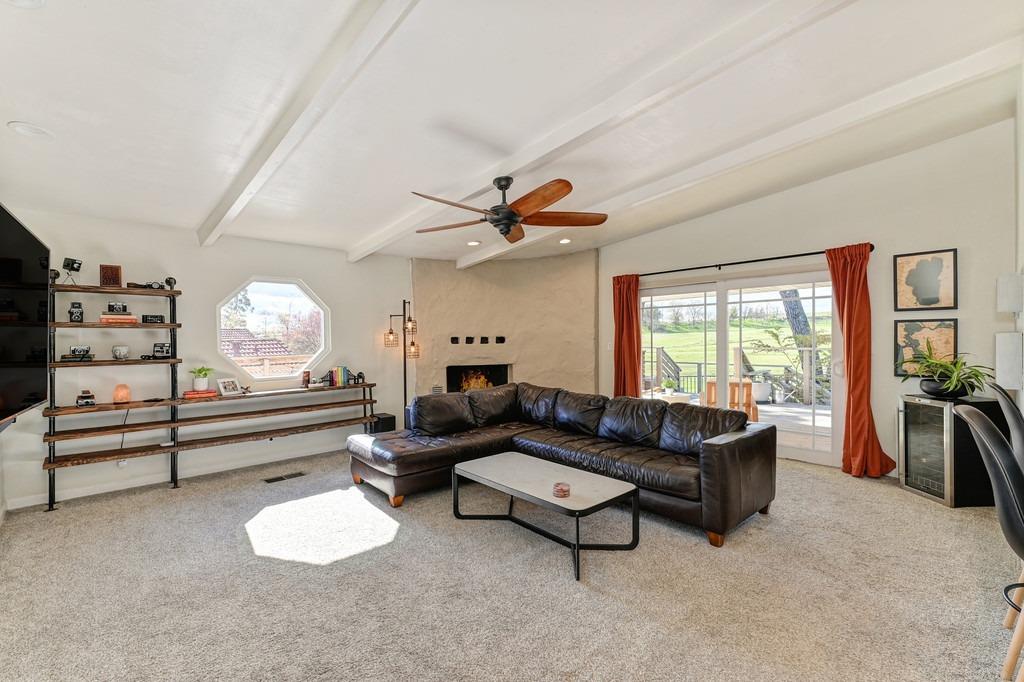 14792 Guadalupe Dr