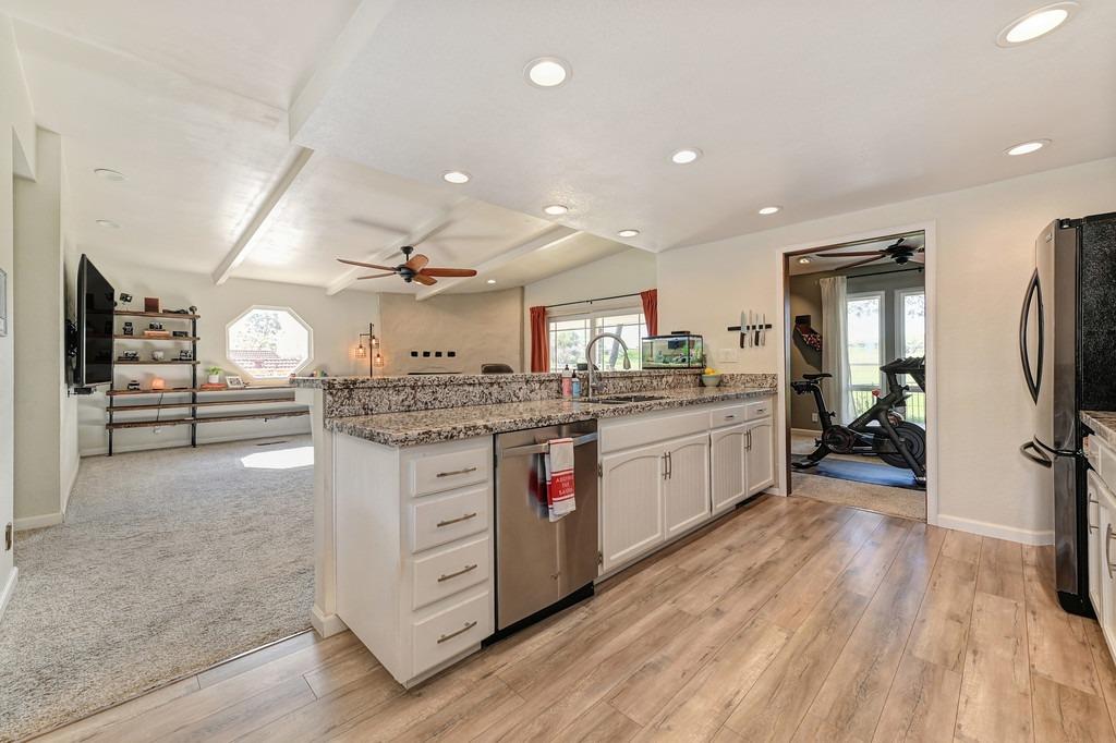 14792 Guadalupe Dr