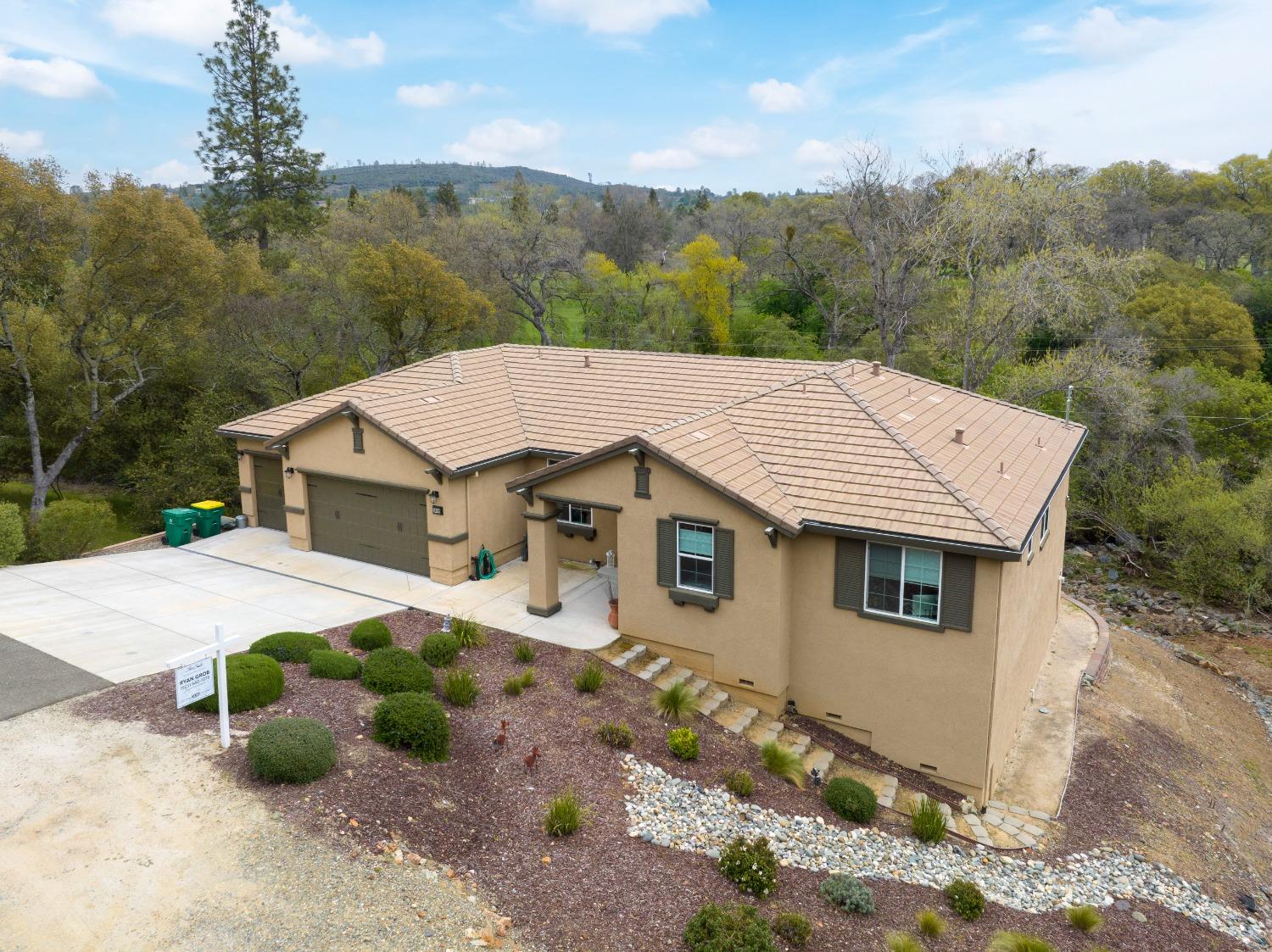 3609 Montclair Road