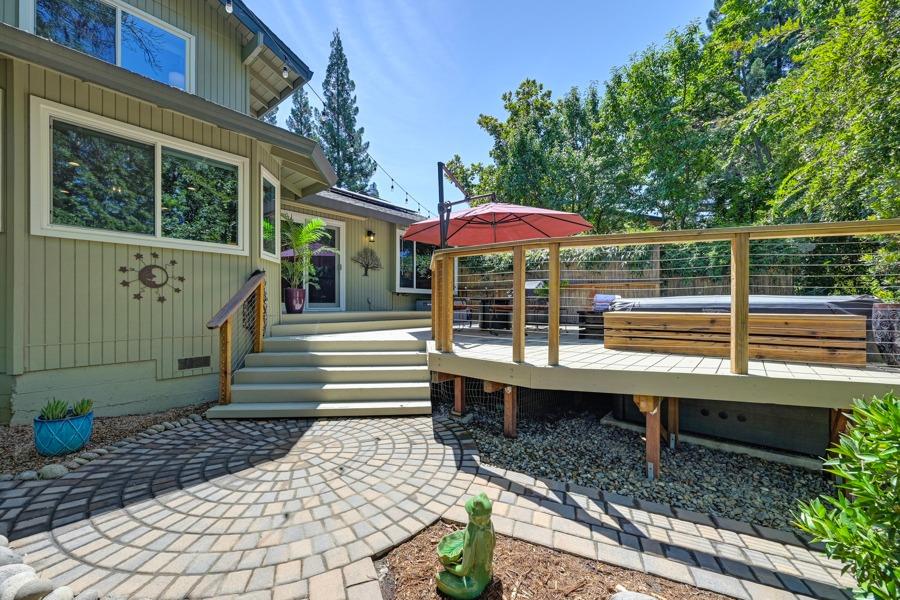 204 Oak Canyon Way