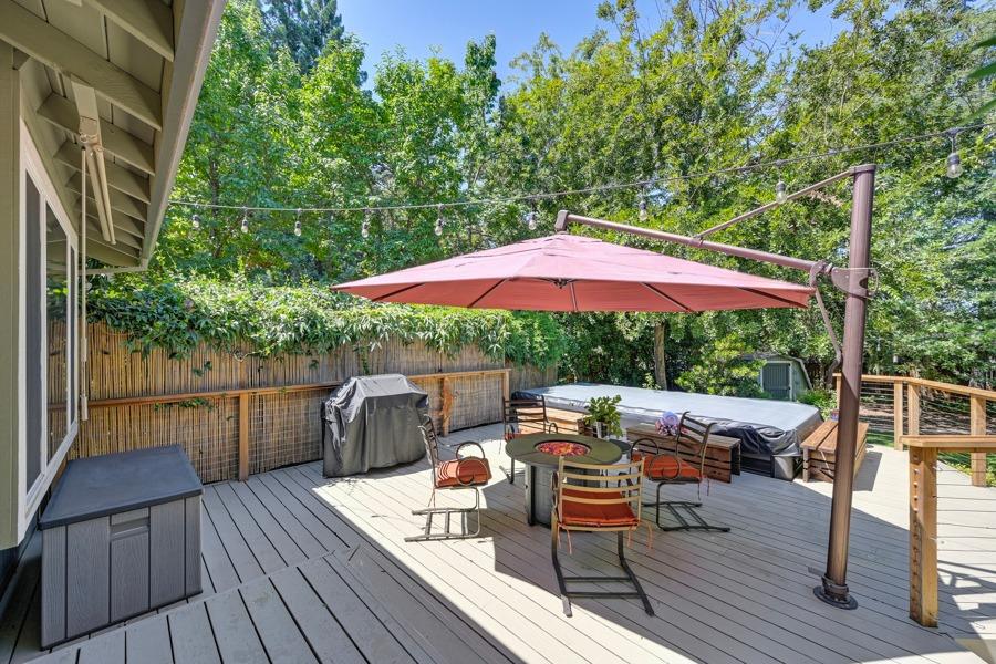204 Oak Canyon Way