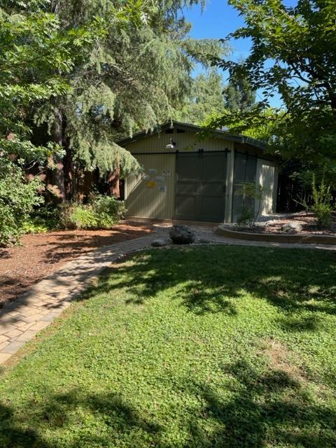 204 Oak Canyon Way