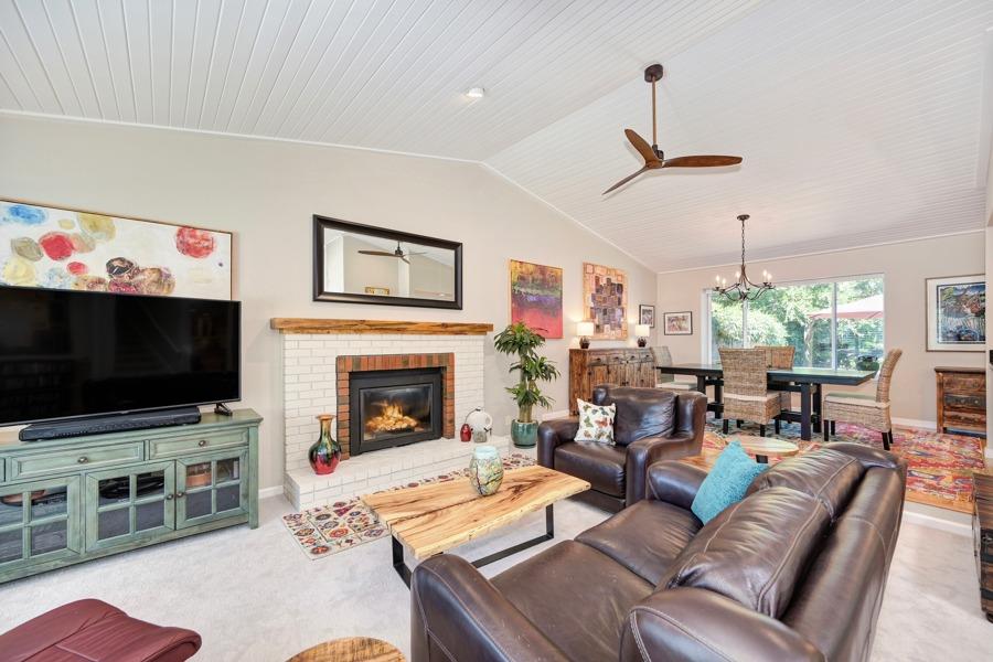 204 Oak Canyon Way