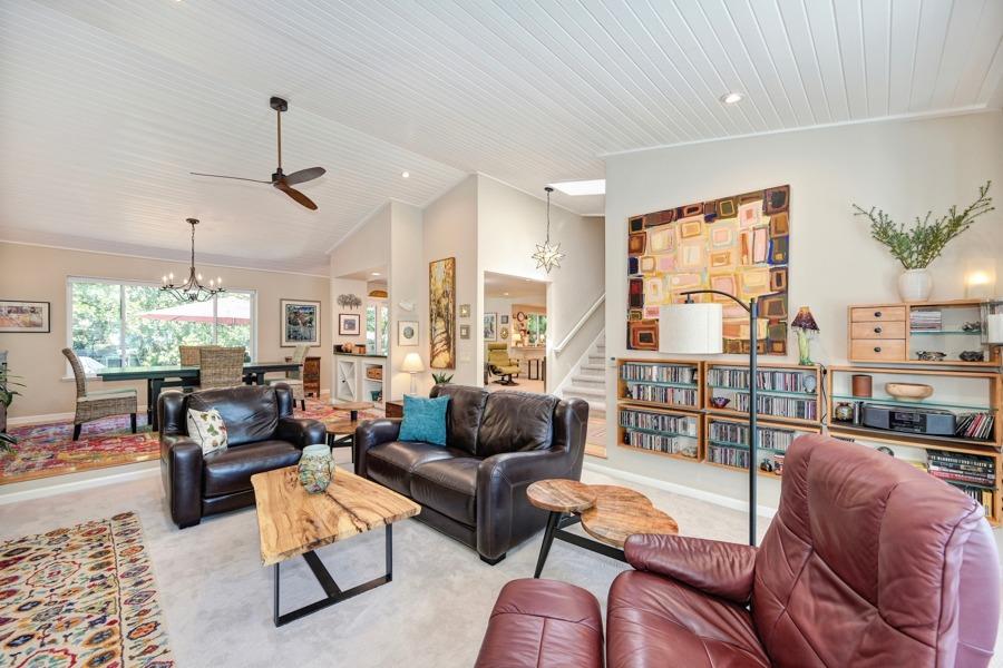 204 Oak Canyon Way