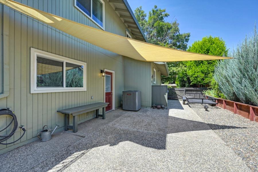 204 Oak Canyon Way