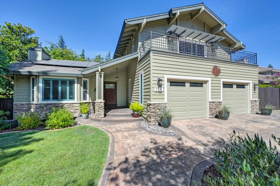 204 Oak Canyon Way