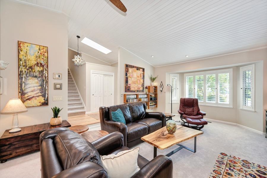 204 Oak Canyon Way