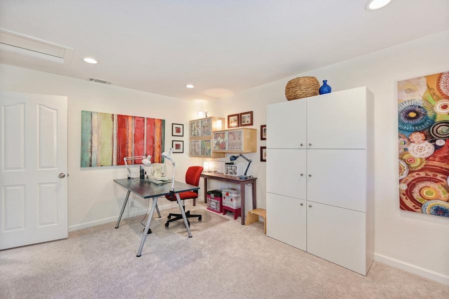 204 Oak Canyon Way