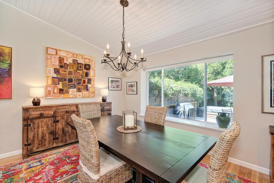 204 Oak Canyon Way