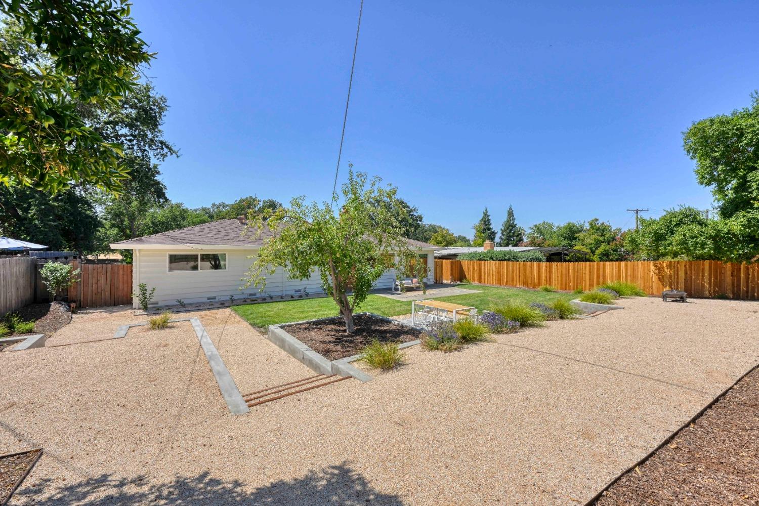 4309 Jan Drive
