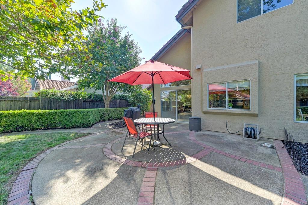 110 Hamersley Court