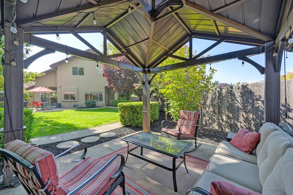 110 Hamersley Court