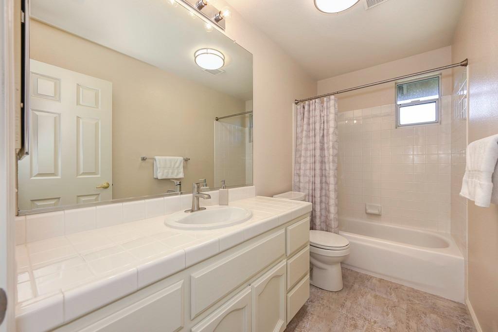 110 Hamersley Court