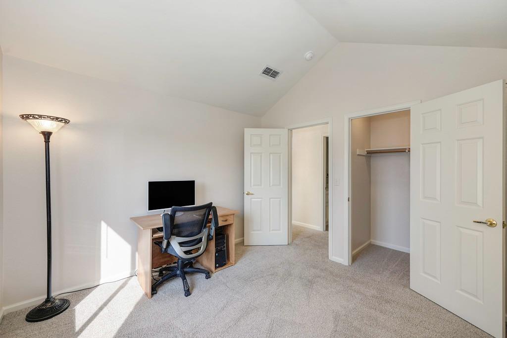 110 Hamersley Court