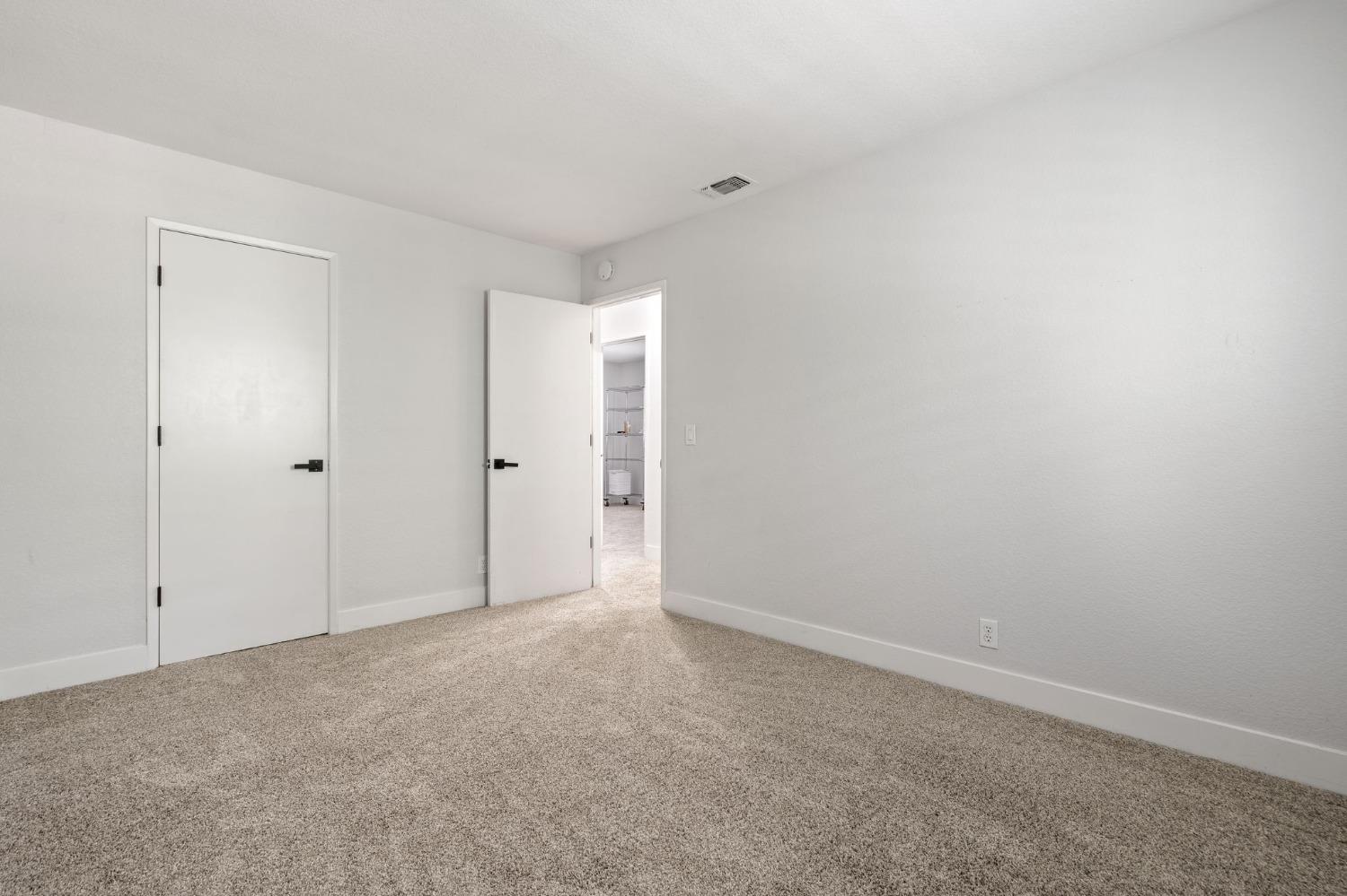 6011 Tall Brave Court
