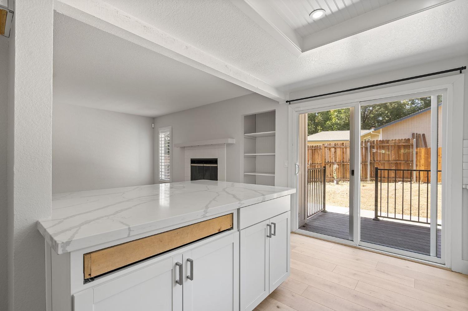 6011 Tall Brave Court