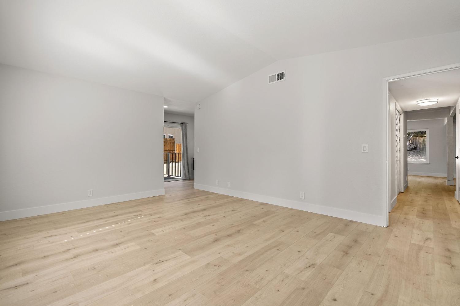 6011 Tall Brave Court