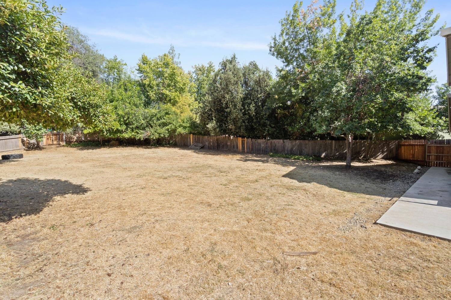 6011 Tall Brave Court