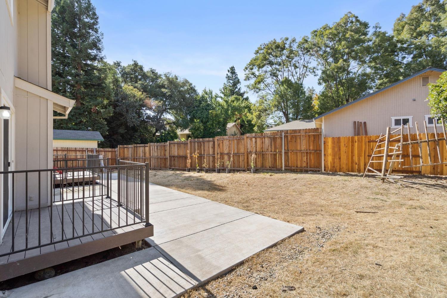 6011 Tall Brave Court