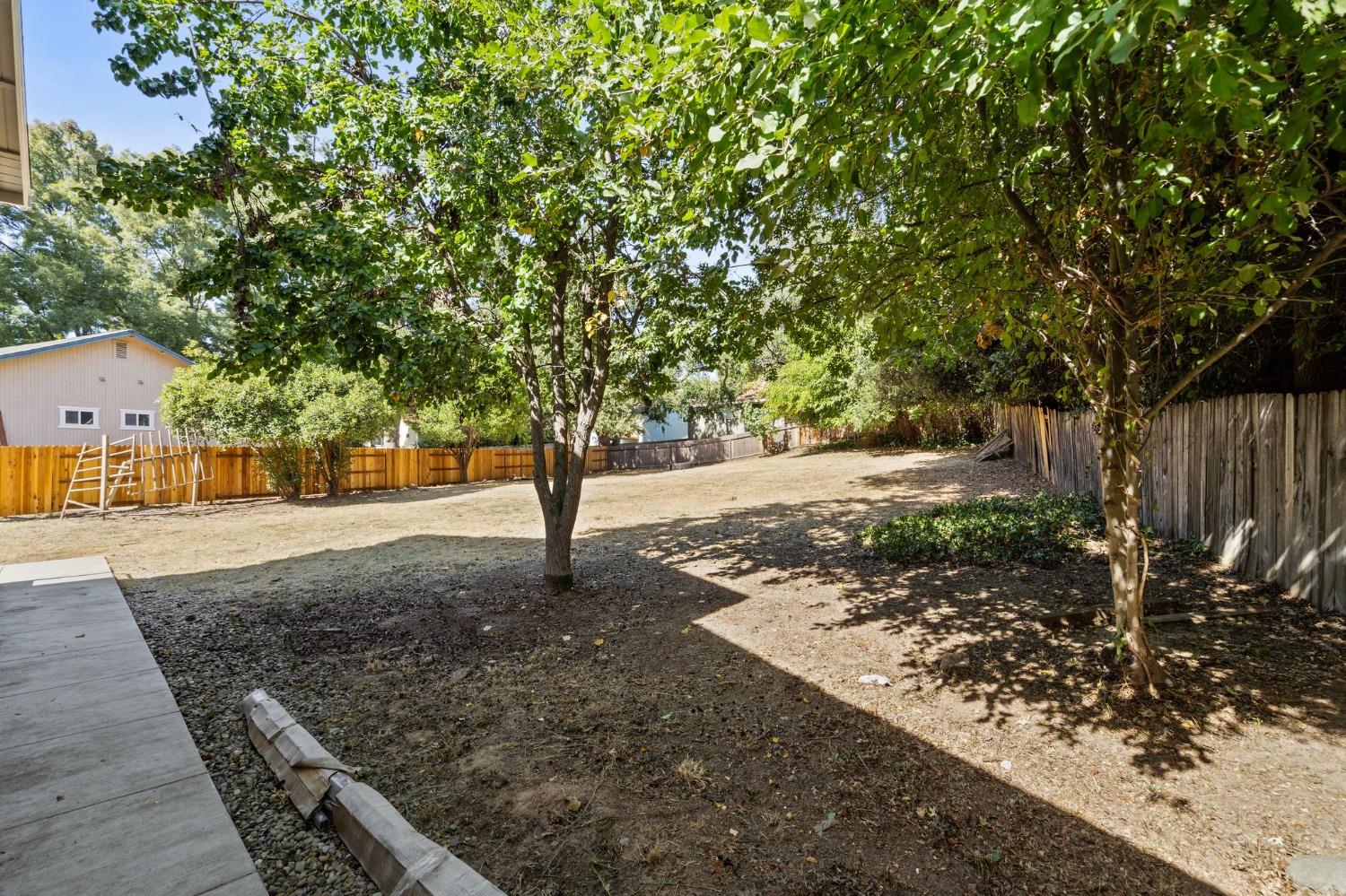 6011 Tall Brave Court