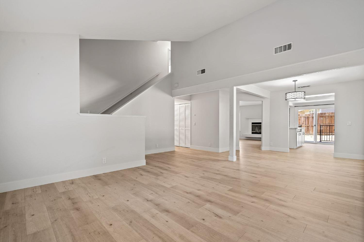 6011 Tall Brave Court