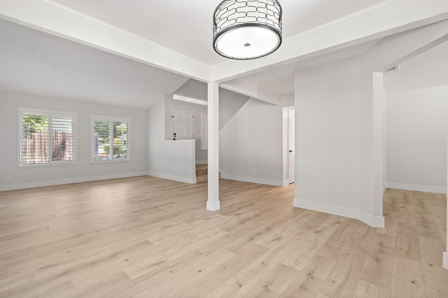 6011 Tall Brave Court