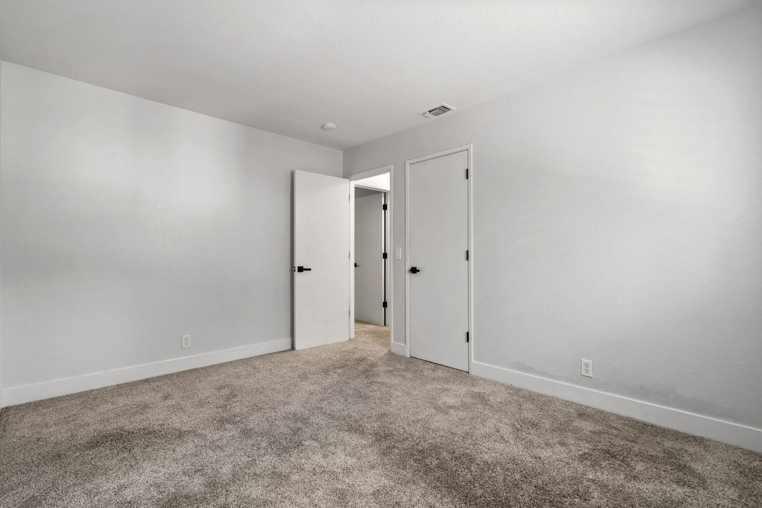6011 Tall Brave Court