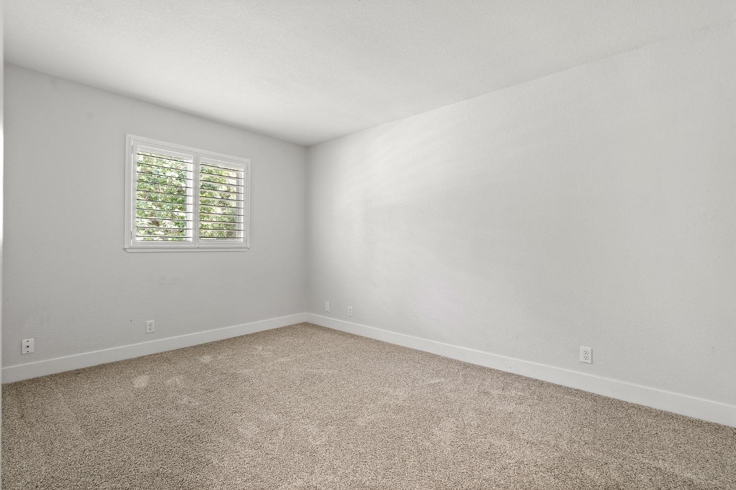 6011 Tall Brave Court