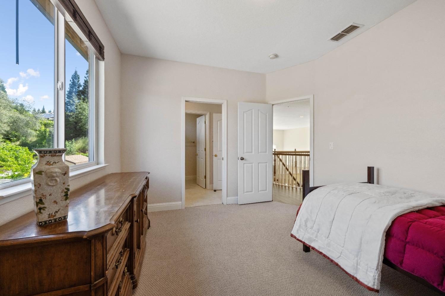 646 Rogers Circle