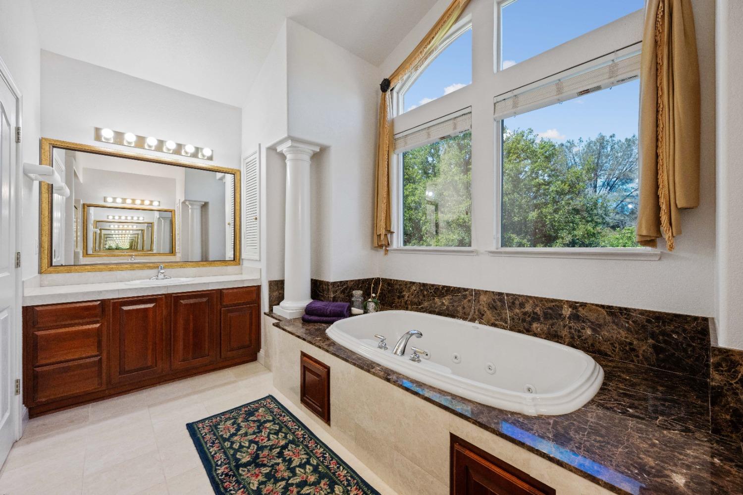 646 Rogers Circle