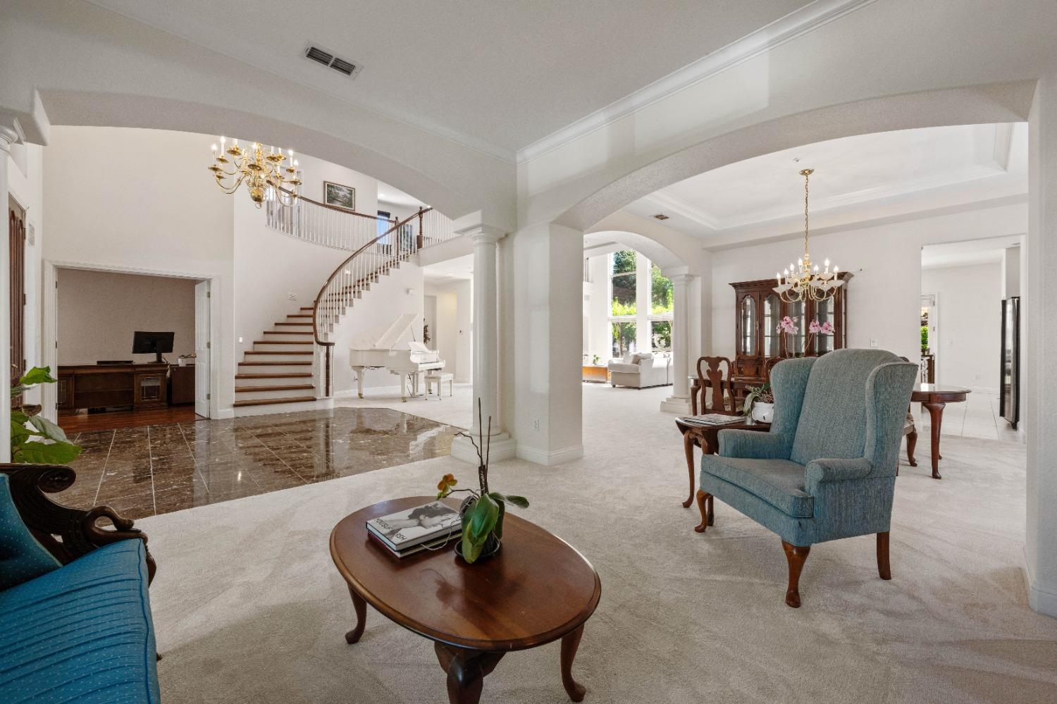 646 Rogers Circle