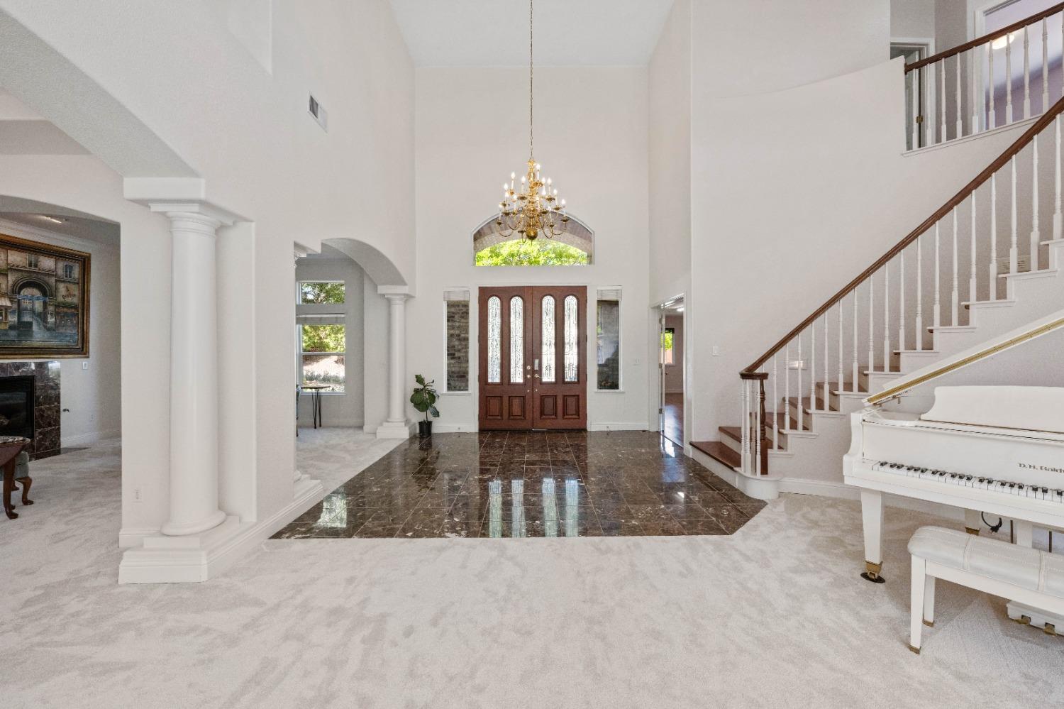 646 Rogers Circle