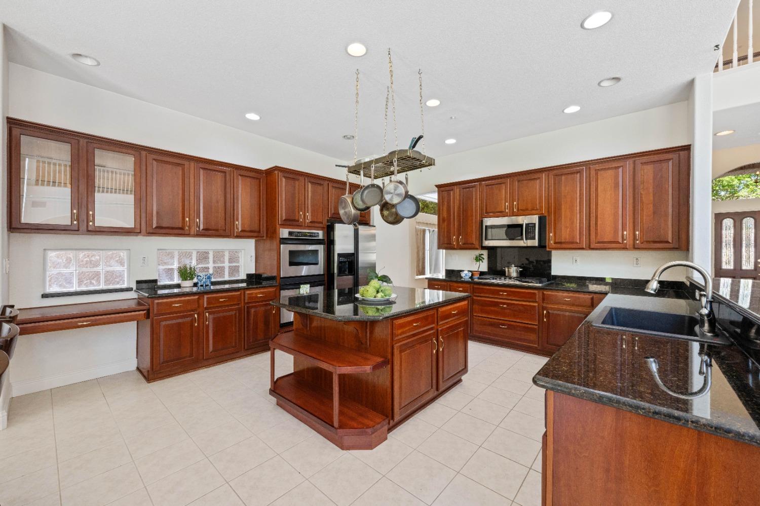 646 Rogers Circle