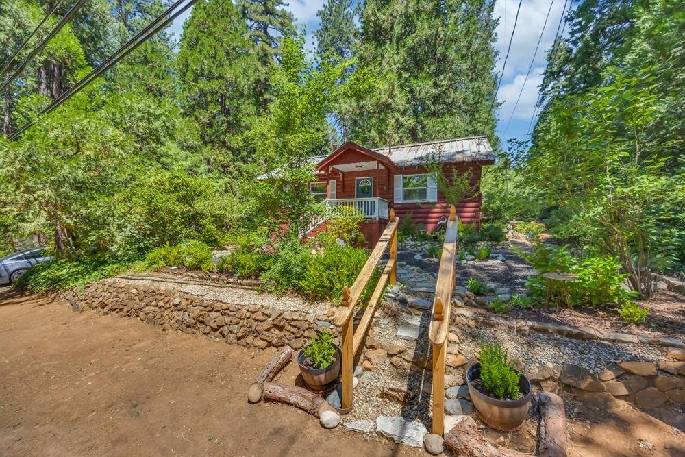 5215 Camp Snowline Road