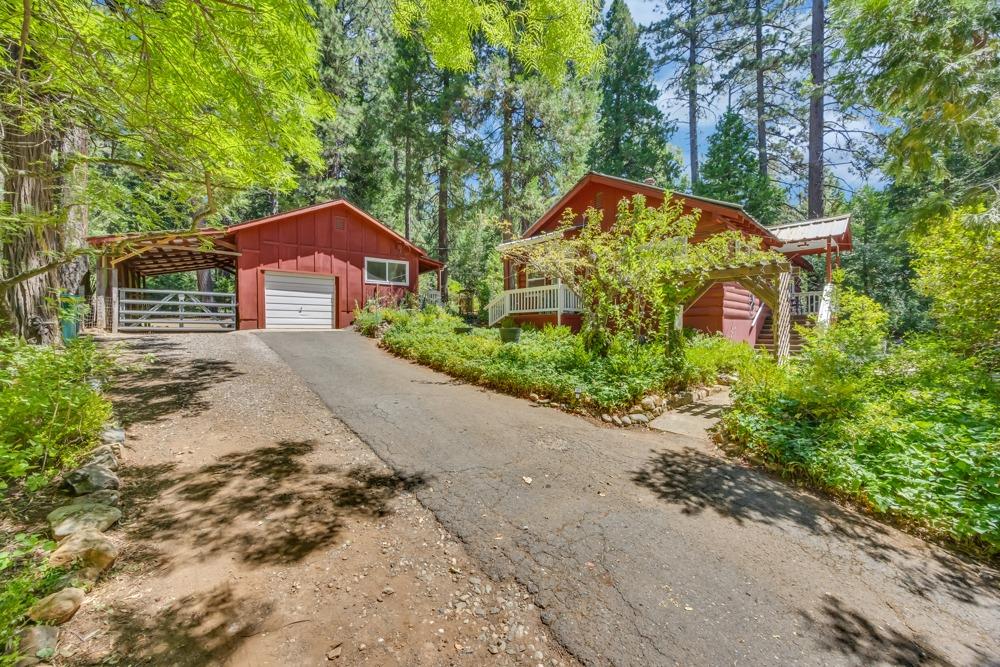 5215 Camp Snowline Road
