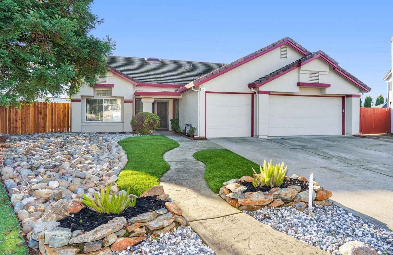 261 Thorndike Way
