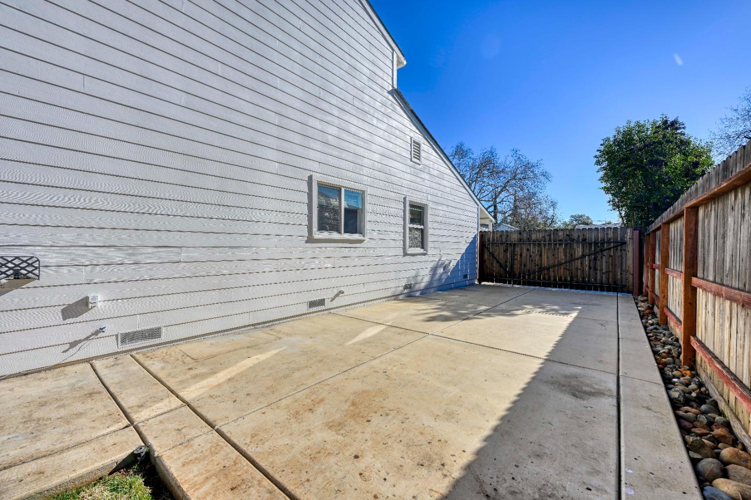 814 Persifer Street