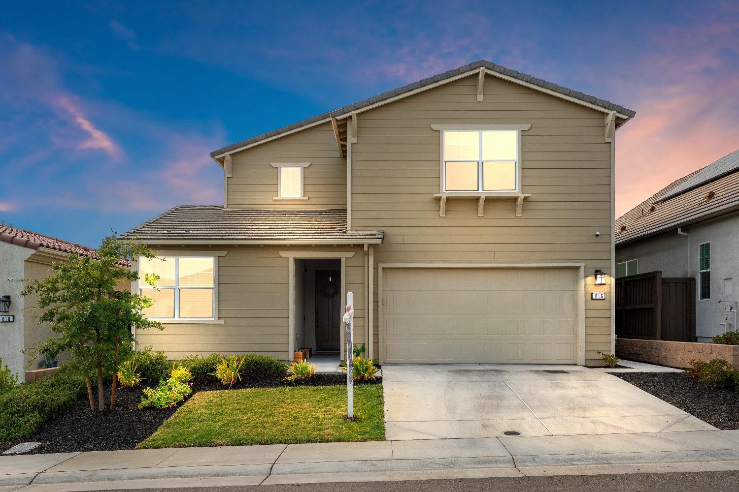816 Clementine Drive