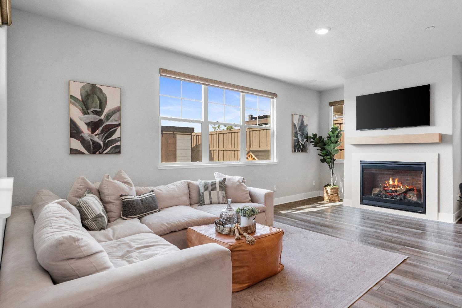816 Clementine Drive