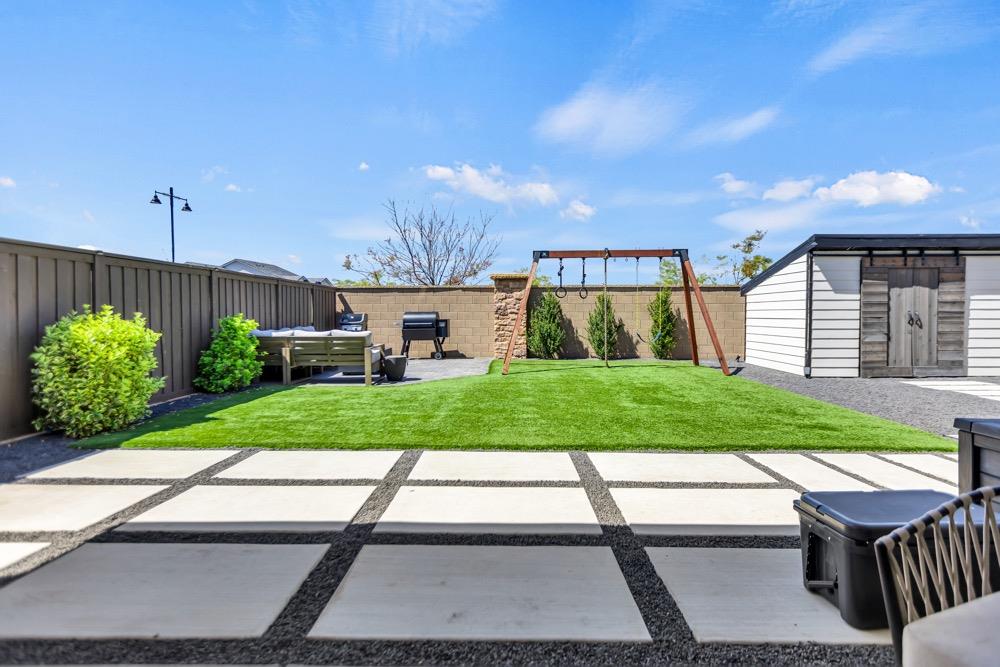 816 Clementine Drive