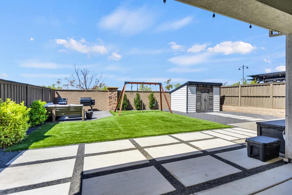 816 Clementine Drive
