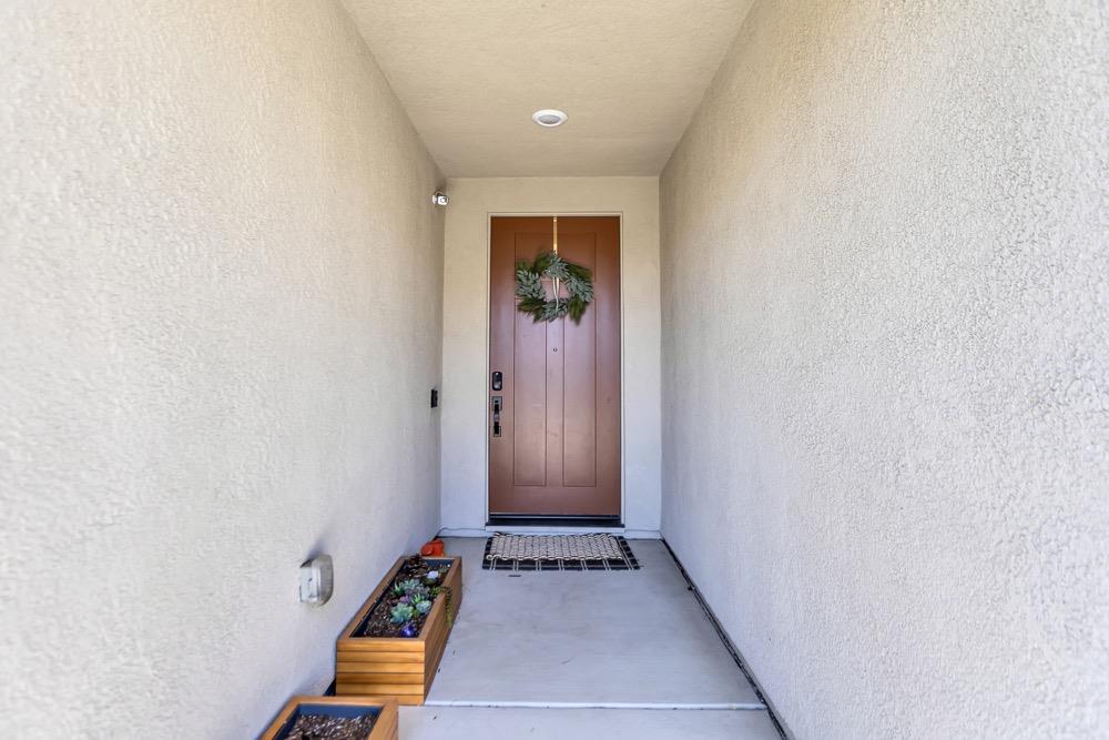 816 Clementine Drive
