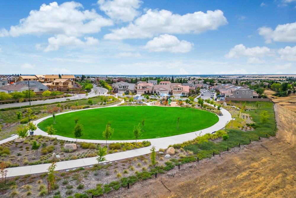 816 Clementine Drive