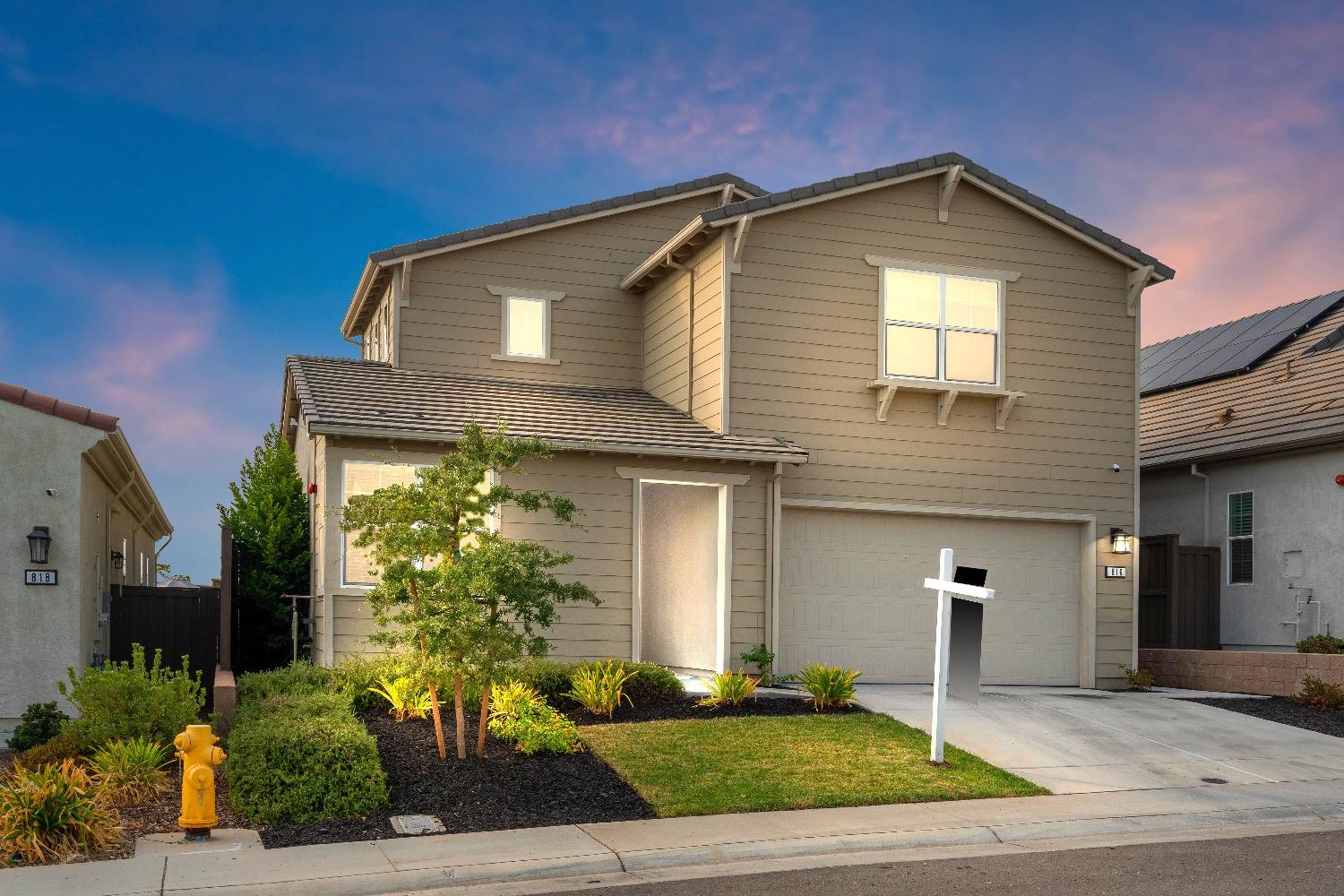 816 Clementine Drive